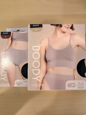 Boody Lyolyte Ribbed Low Back Bra Ribbed Black Medium And Full Boyleg Bried NWT